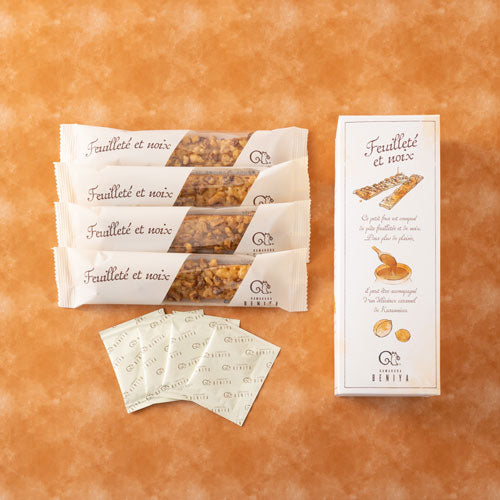 クルミとパイ(4本入)~クルミッ子キャラメルソースを添えて~