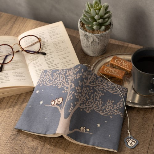 リスくん刺繍入 布製ブックカバー