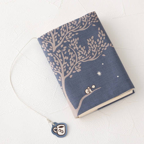 リスくん刺繍入 布製ブックカバー