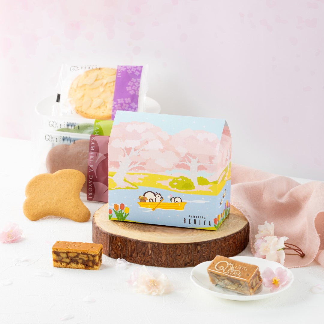 【販売終了】詰合せ01 ハウス型BOX(2025春)(クルミッ子2個 あじさい1枚 鎌倉だより3枚)