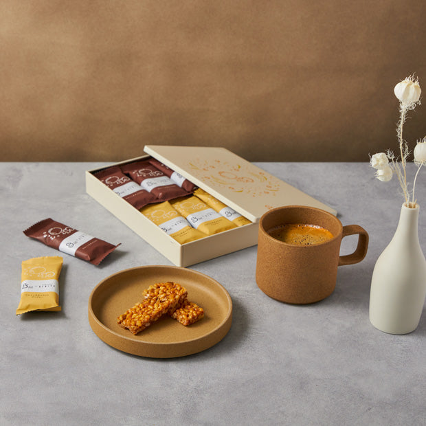 【販売終了】&OKOSHI×鎌倉紅谷 コラボ缶 (12個入)