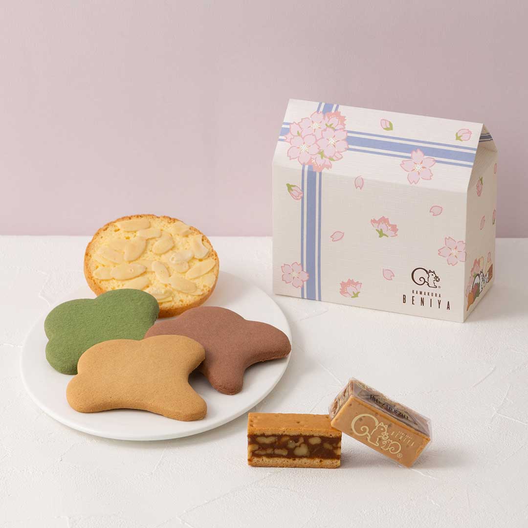 詰合せ01 ハウス型BOX(2026春)(クルミッ子2個 あじさい1枚 鎌倉だより3枚)