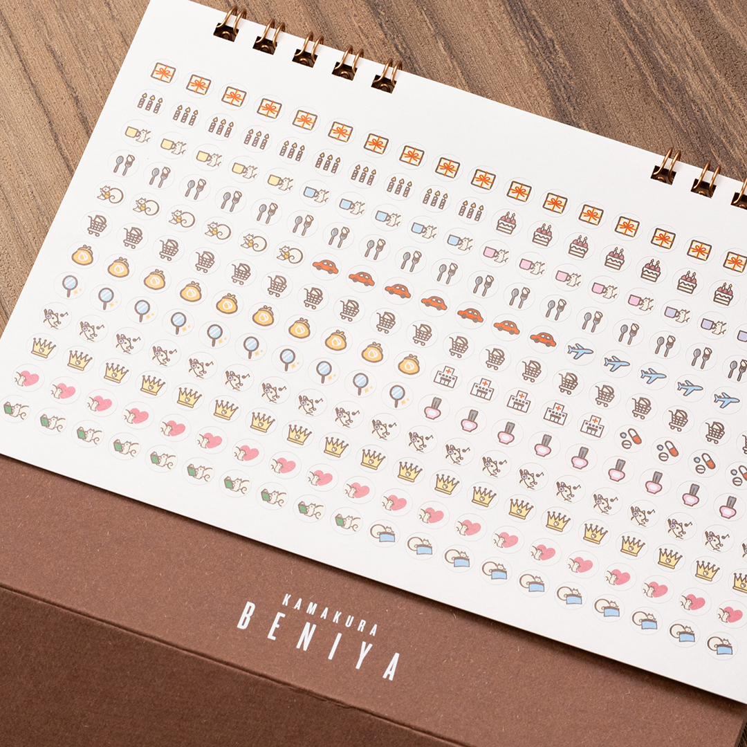 卓上カレンダー（付属シール）アップ